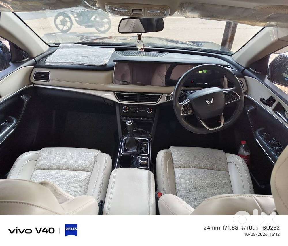 Mahindra Xuv700 2.2 Ax 7 Diesel At Luxury Pack Str, 2022, Diesel