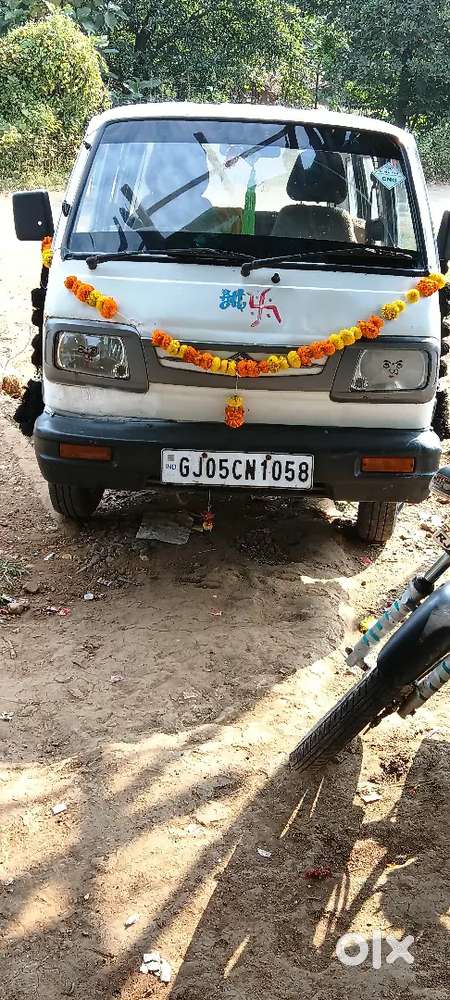 Maruti Suzuki Omni 2010