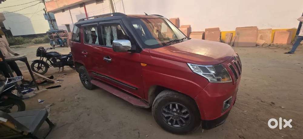 Mahindra Tuv 300 2018