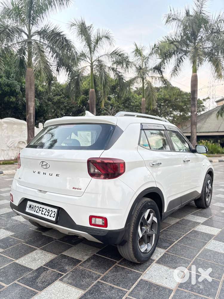 Hyundai Venue 1.0 Sx (o) Turbo Dct, 2019, Petrol