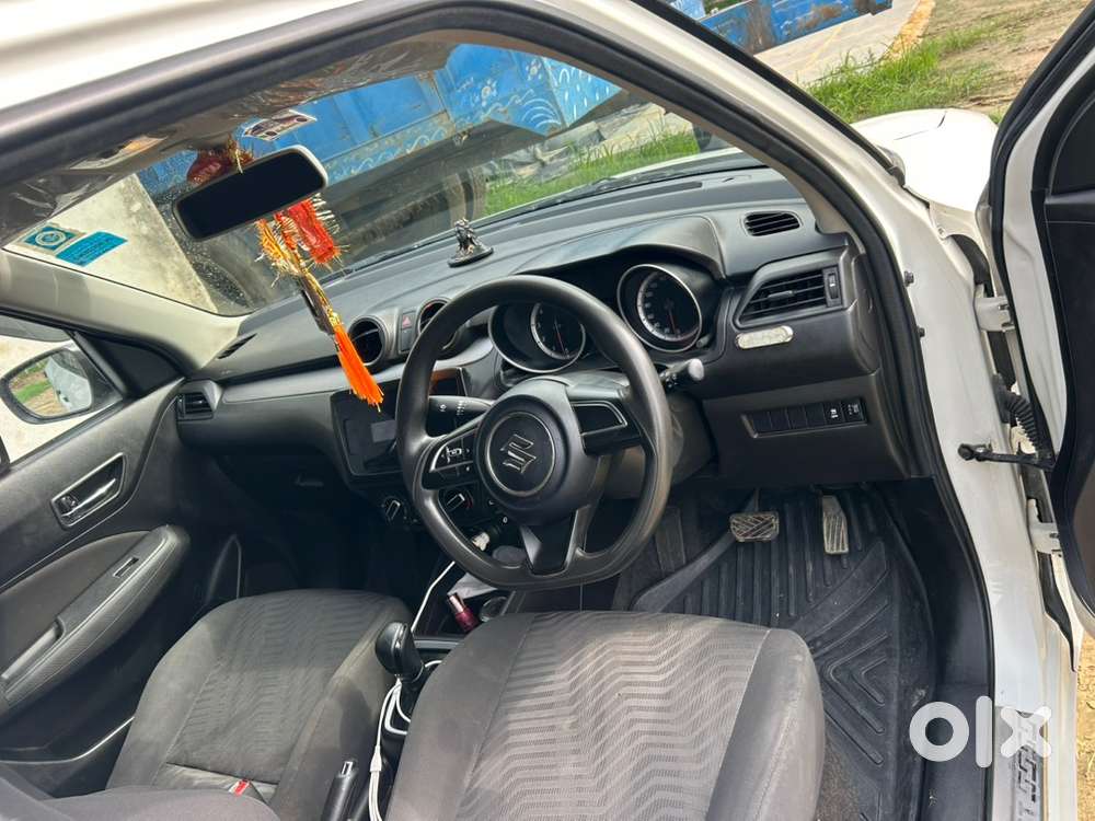 Maruti Suzuki Swift Petrol 2023