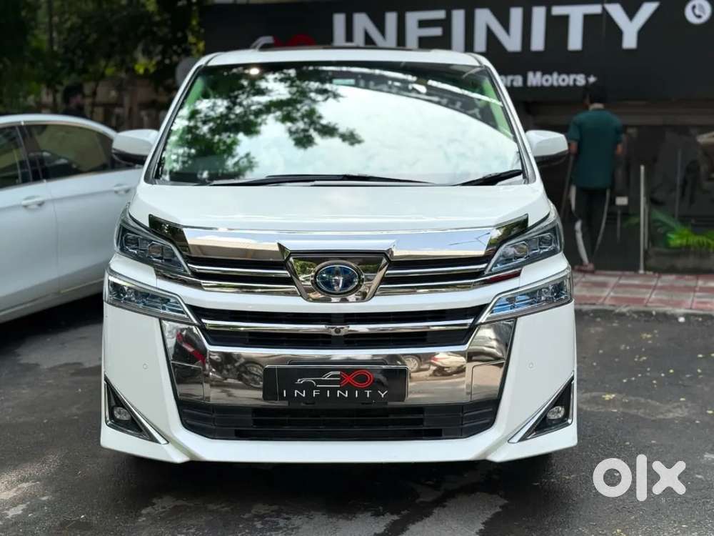 Toyota Vellfire, 2021, Petrol