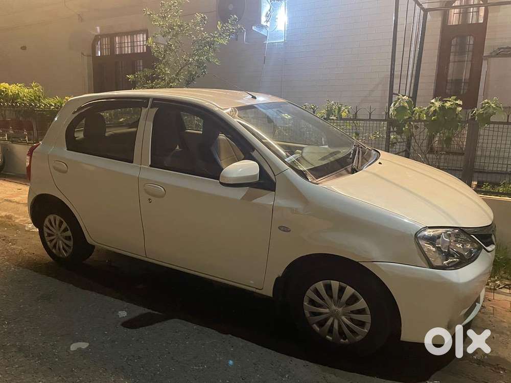 Toyota Etios Liva 2016