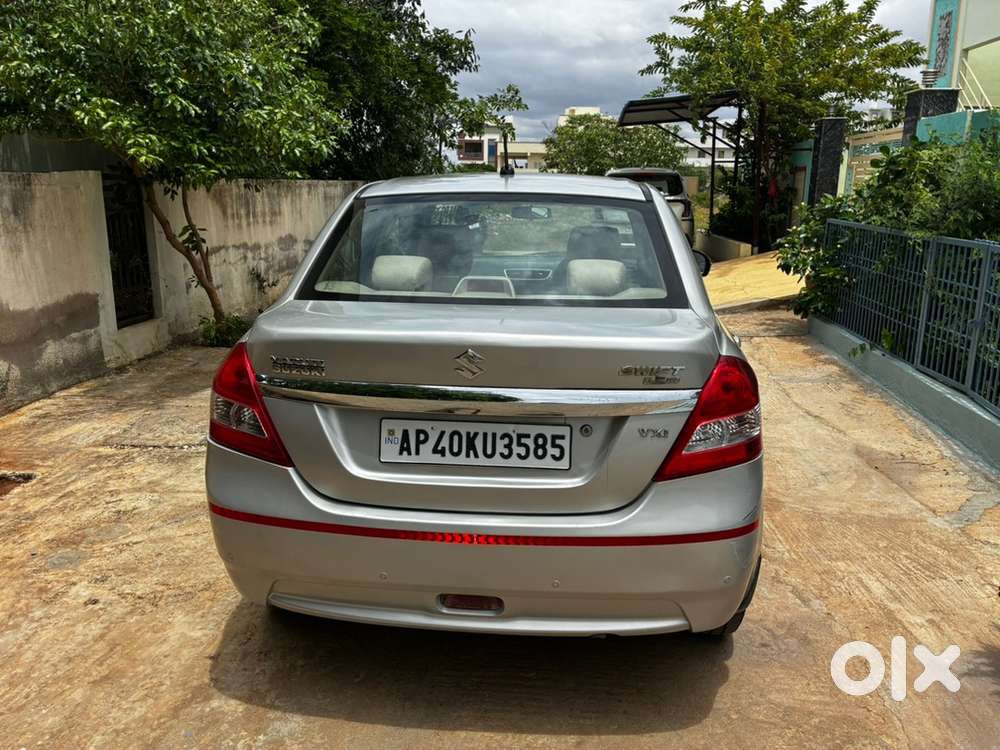 Maruti Suzuki Dzire 1.2 Vxi 2013
