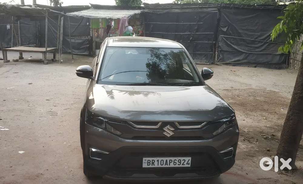 1st Hand Family-owned Brezza 2023 Petrol  12,586 Km Driven