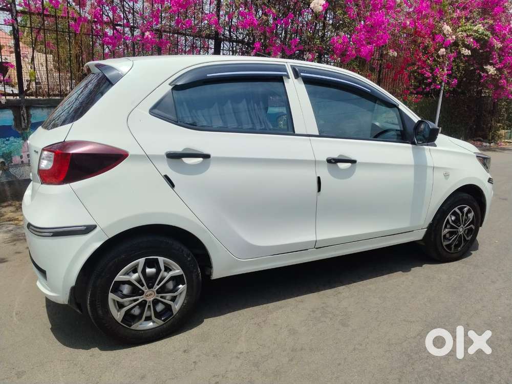 Tata Tiago 1.2 Revotron Xm Cng, 2022, Cng & Hybrids