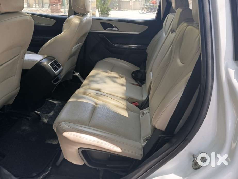 Mahindra Xuv700 2.2 Ax 7 Diesel At Luxury Pack Str, 2022, Diesel