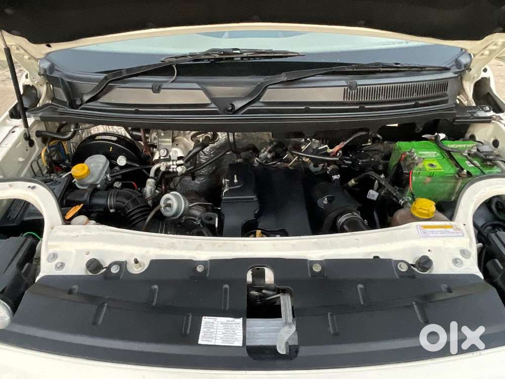 Mahindra Tuv 300 Mhawk100 T8, 2016, Diesel