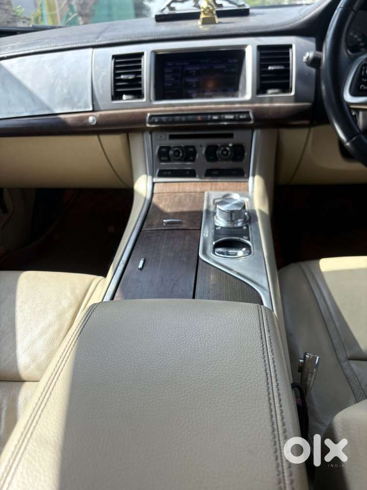 Jaguar Xf 2.2 Litre Luxury, 2015, Diesel
