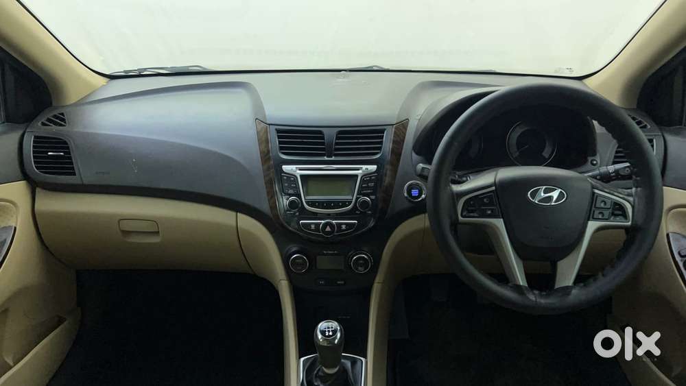 Hyundai Verna Fluidic 1.6 Vtvt Sx Opt, 2013, Petrol