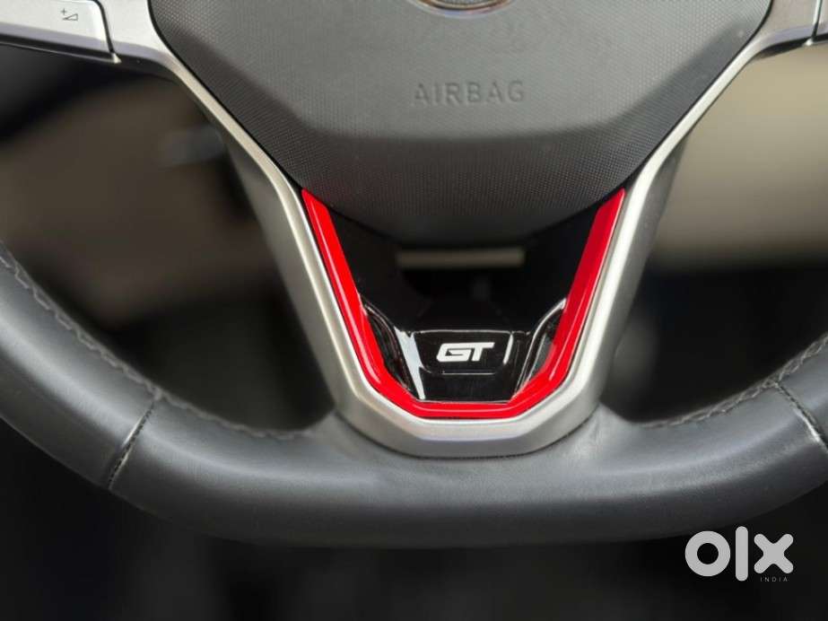 Volkswagen Virtus Topline 1.0 Tsi At (electric Seats), 2025, Petrol