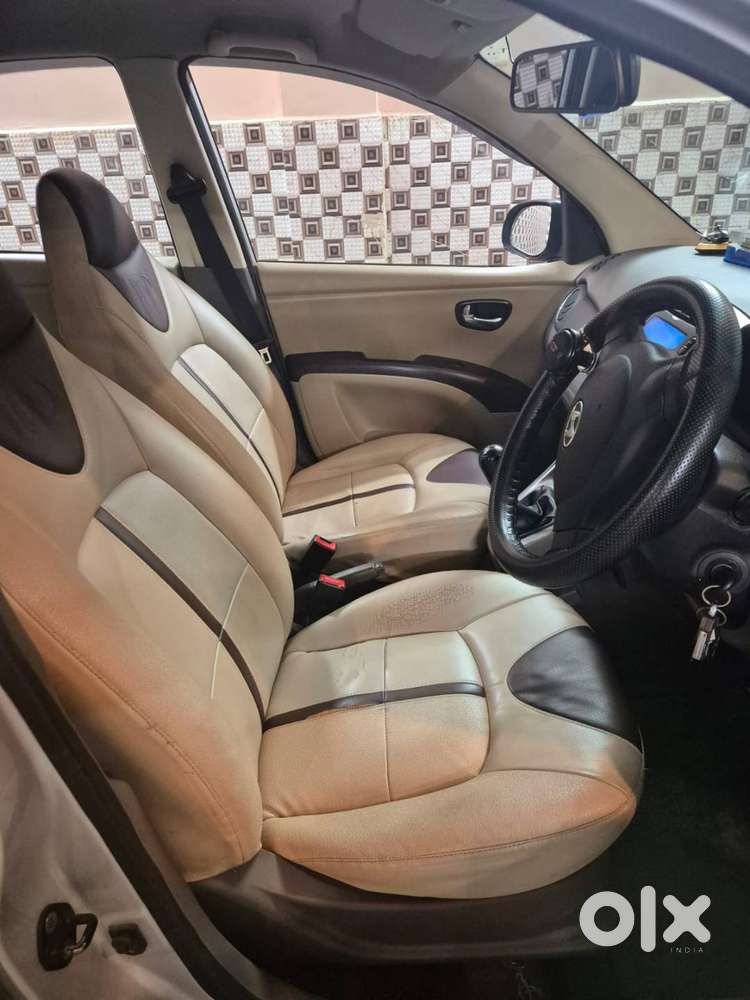 Hyundai I10 Sportz Top Model 2013 Model 2nd Owner
