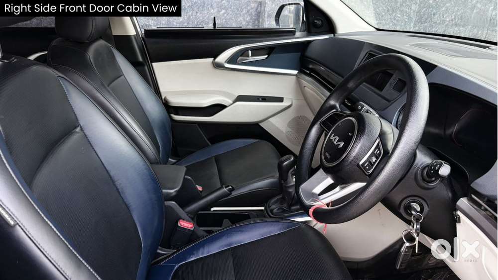 Kia Carens 1.4 Premium 7 Str, 2023, Petrol