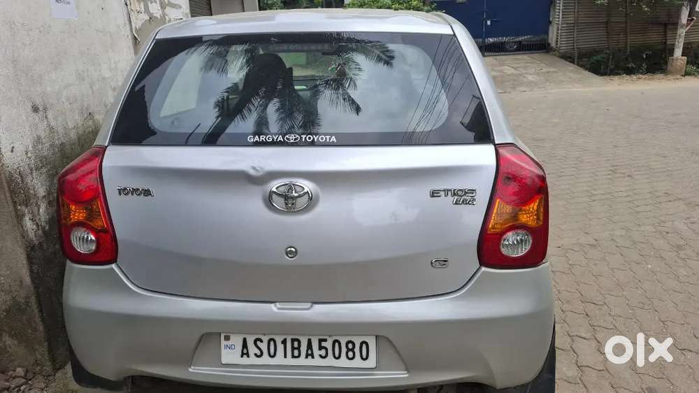 Toyota Etios Liva 2012