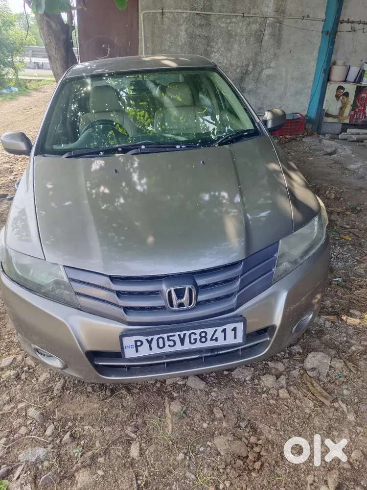 Honda City 2010 Petrol And Cng Well Maintained