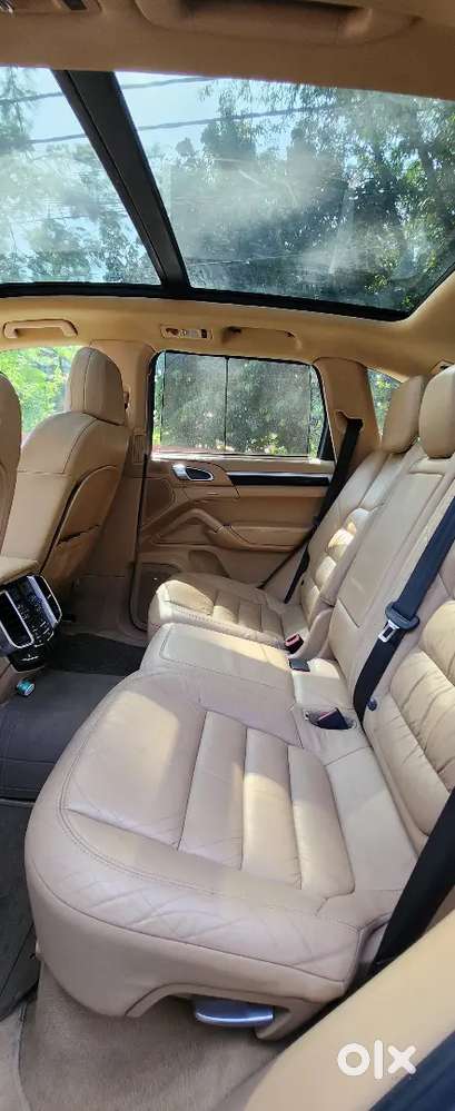 Porshe Cayenne Car Well Maintained