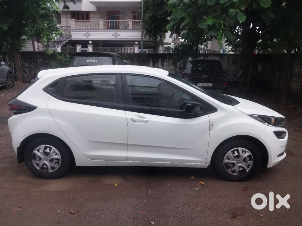 Tata Altroz 1.2 Xe Rhytm Petrol, 2020, Petrol