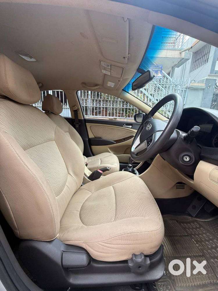 Hyundai Verna Fluidic 1.6 Vtvt Sx, 2014, Petrol