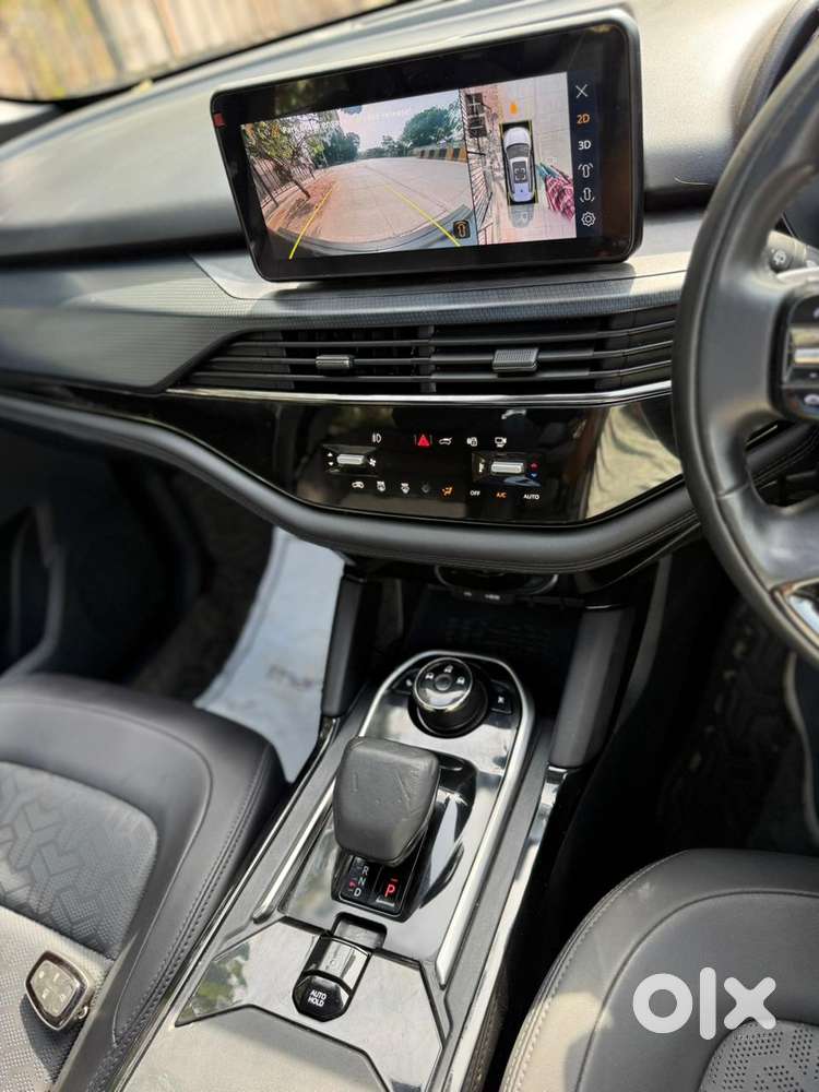 Tata Safari Adventure Plus Dark Edition At, 2024, Diesel