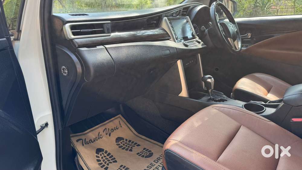 Toyota Innova Crysta [2020-ongoing] 2.4 Zx At 7 Str, 2022, Diesel
