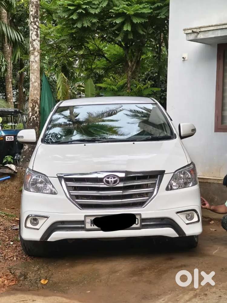 Toyota Innova 2014 2.5v Diesel Good Condition