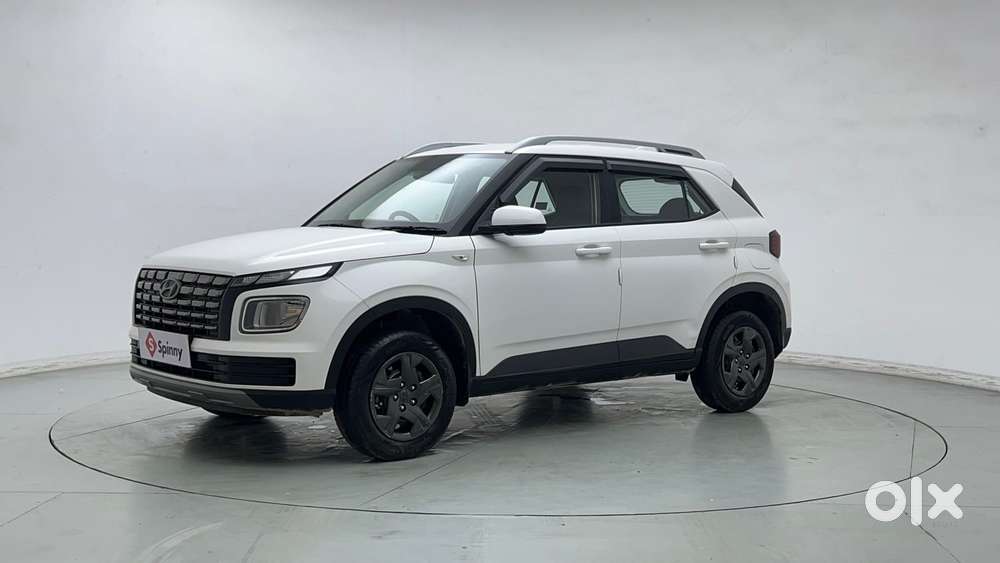 Hyundai Venue [2022-ongoing] 1.2 S, 2025, Petrol