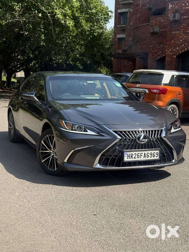 Lexus Es 300h Exquisite, 2023, Petrol