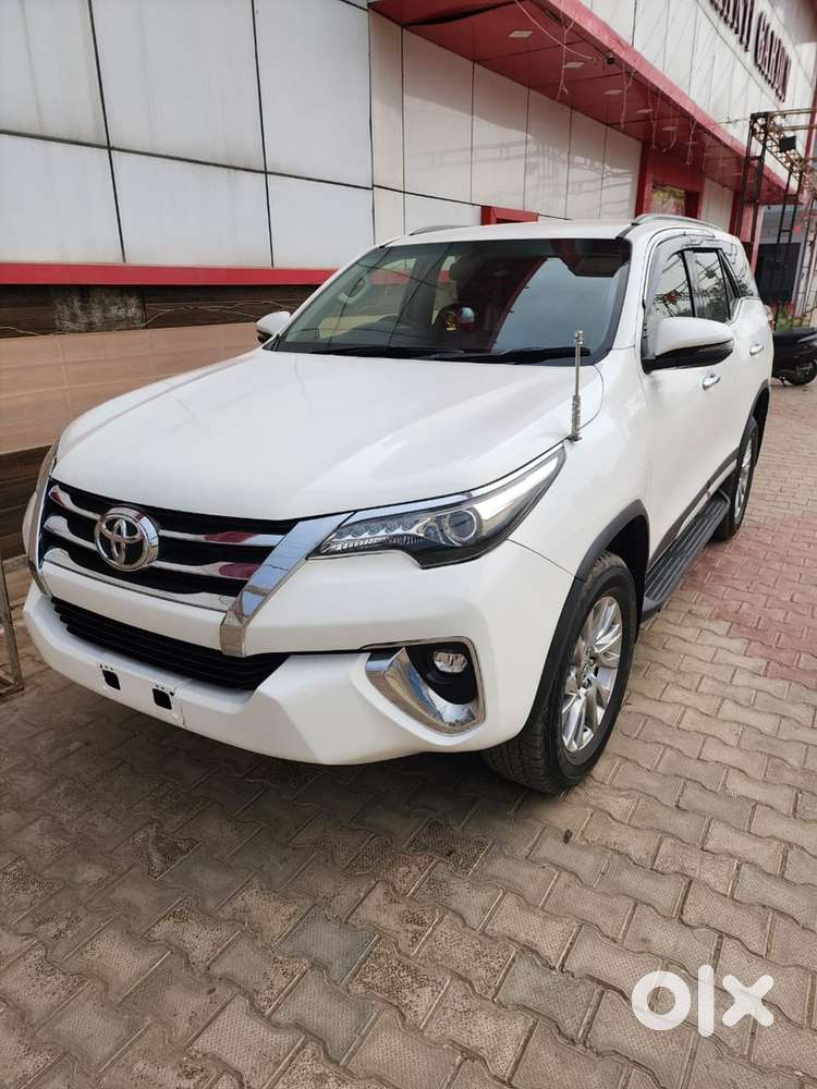 Toyota Fortuner 2020 Diesel Well Maintained