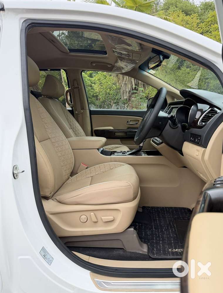 Kia Carnival Limousine Plus 7 Str, 2022, Diesel