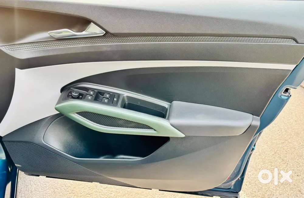 Skoda Kylaq Prestige, 2025, Petrol