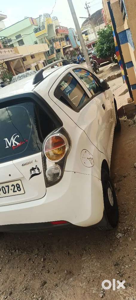 Chevrolet Beat Petrol 2011