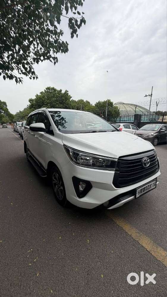 Toyota Innova Crysta 2.7 Gx Limited Edition At 8 Str, 2023, Diesel