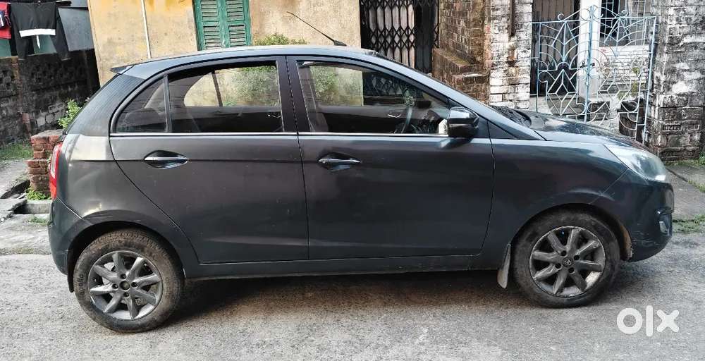 (2019-model) Cf-34, Tax-24, Tata Bolt (2 Air Bags, Abs & Ebd 1.2 Xt-rt