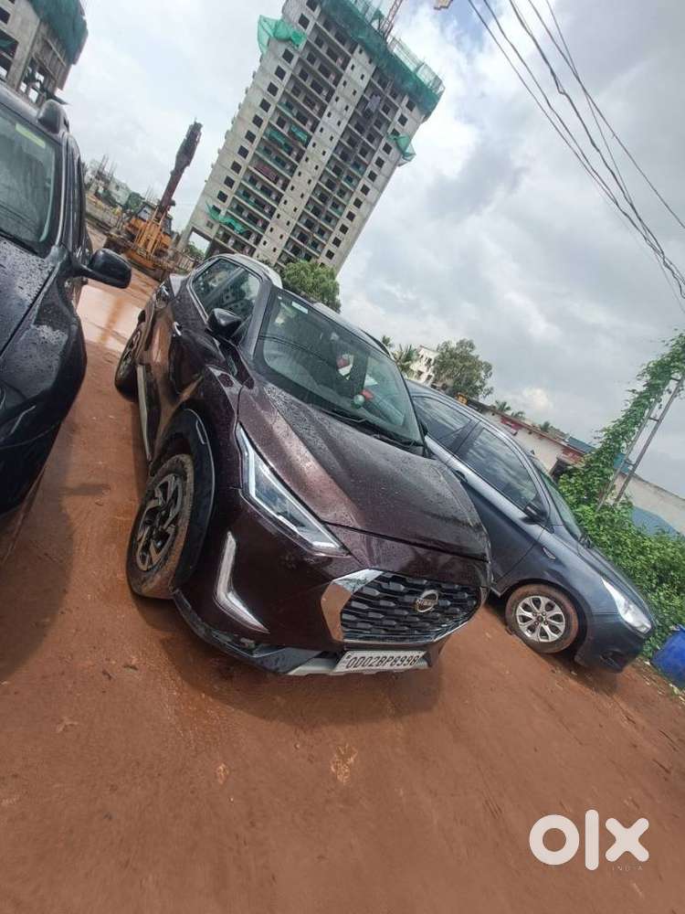 Nissan Magnite Xv Turbo Cvt Red Edition, 2021, Petrol