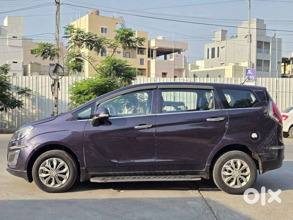 Mahindra Marazzo M4, 2020, Diesel
