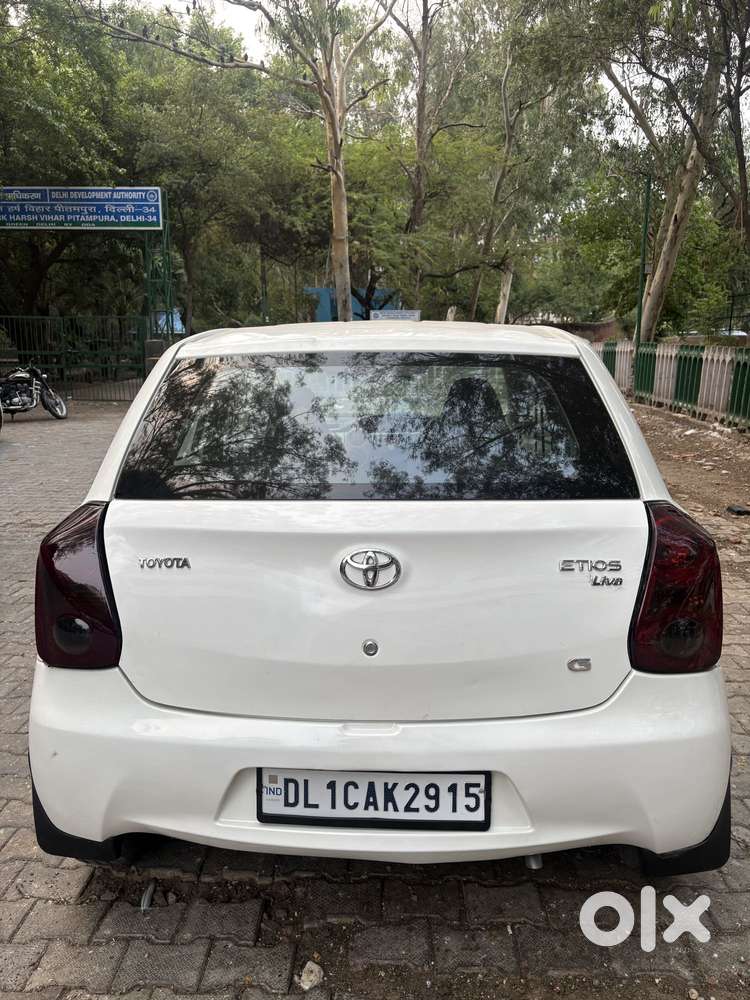 Toyota Etios Liva G, 2012, Petrol