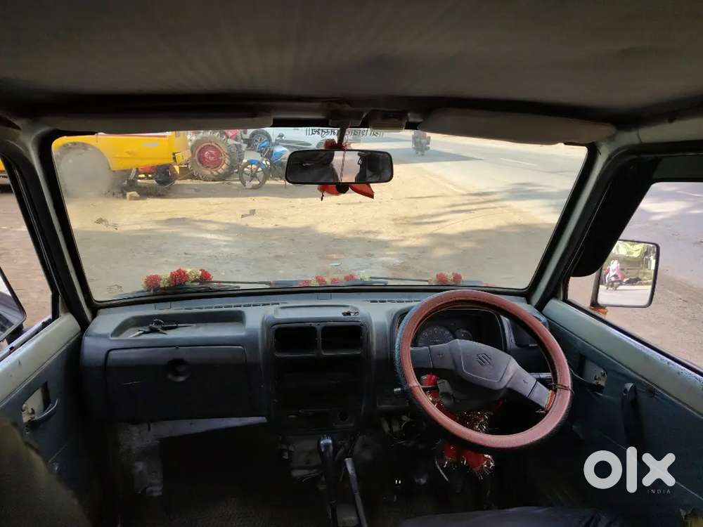 Maruti Suzuki Omni 2010