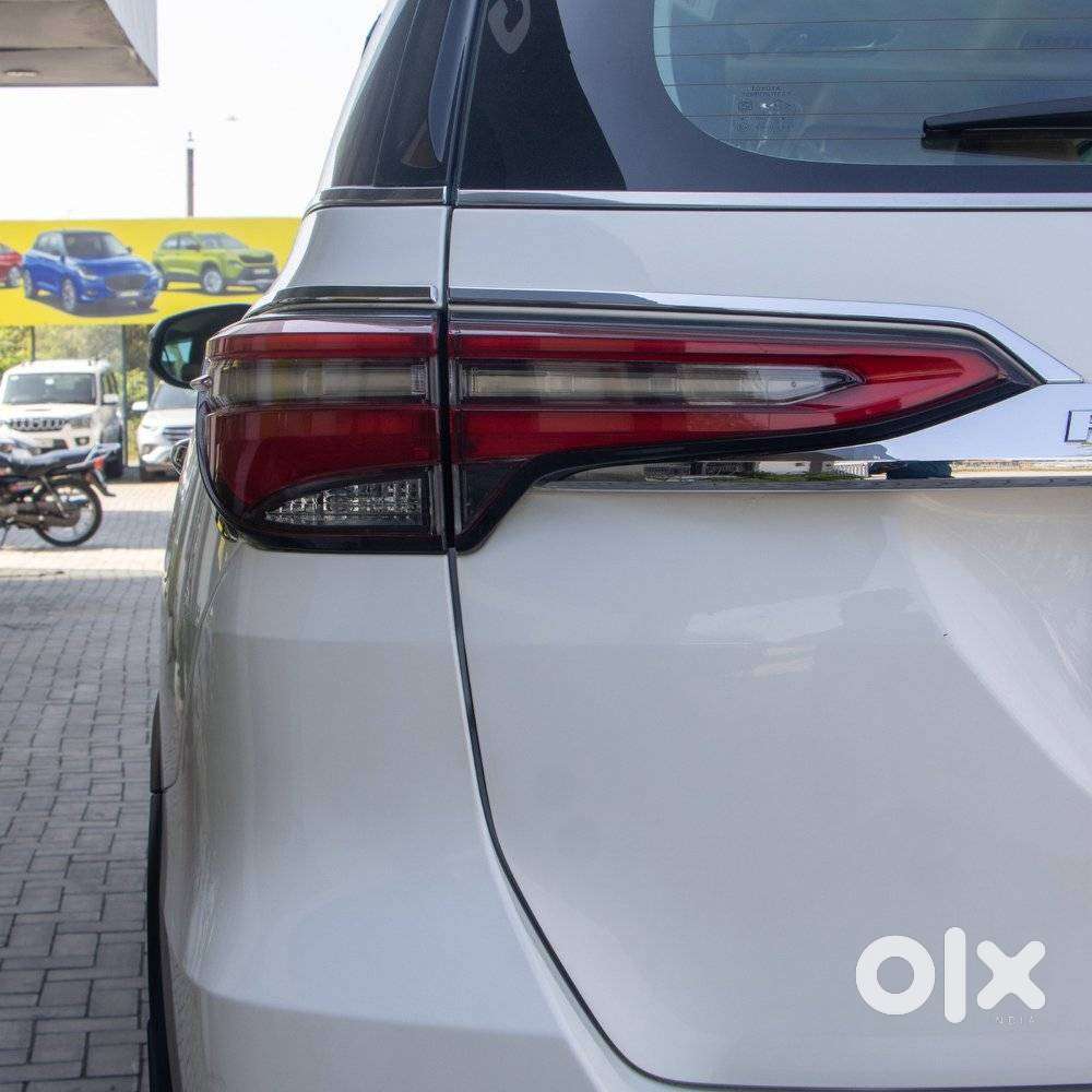 Toyota Fortuner 4x2 At 2.8 Diesel, 2021, Diesel