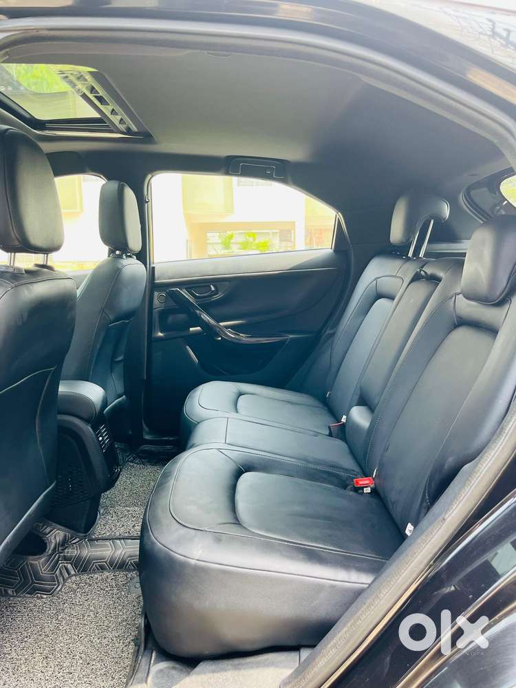 Tata Nexon Amt Xza Plus, 2022, Petrol