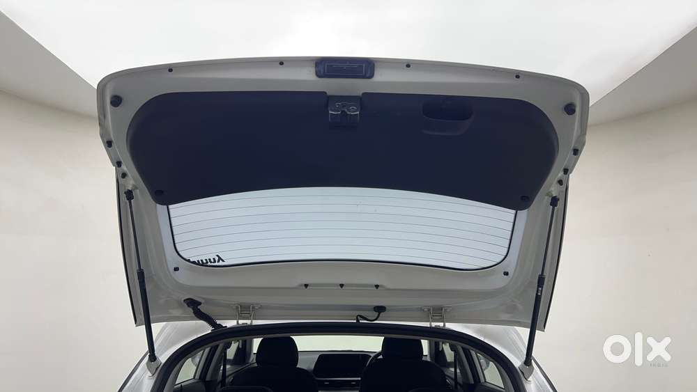 Hyundai New I20 1.2 Asta (o) Mt, 2021, Petrol