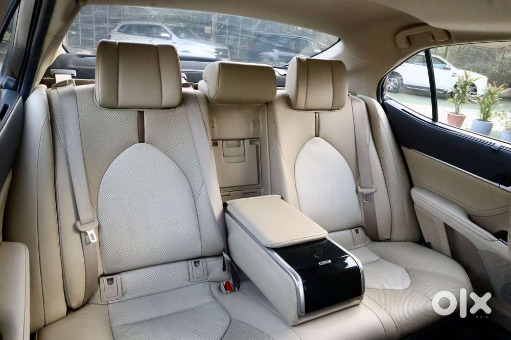 Toyota Camry [2019-ongoing] 2.5 Hybrid, 2021, Petrol