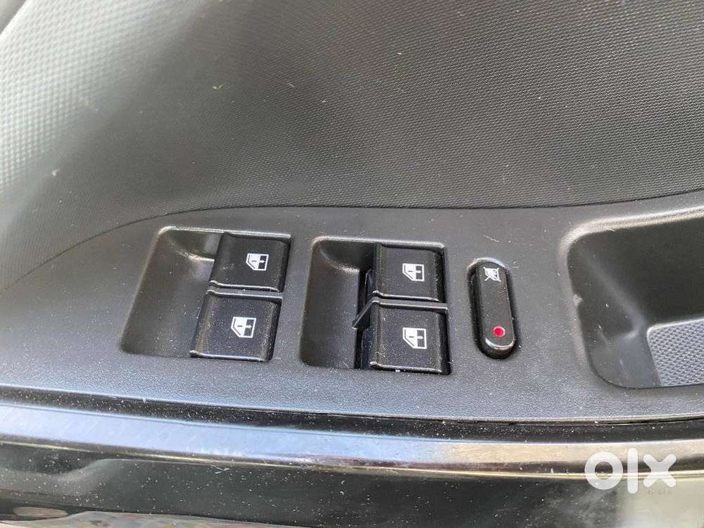 Tata Nexon 1.2 Revotron Xm, 2018, Petrol