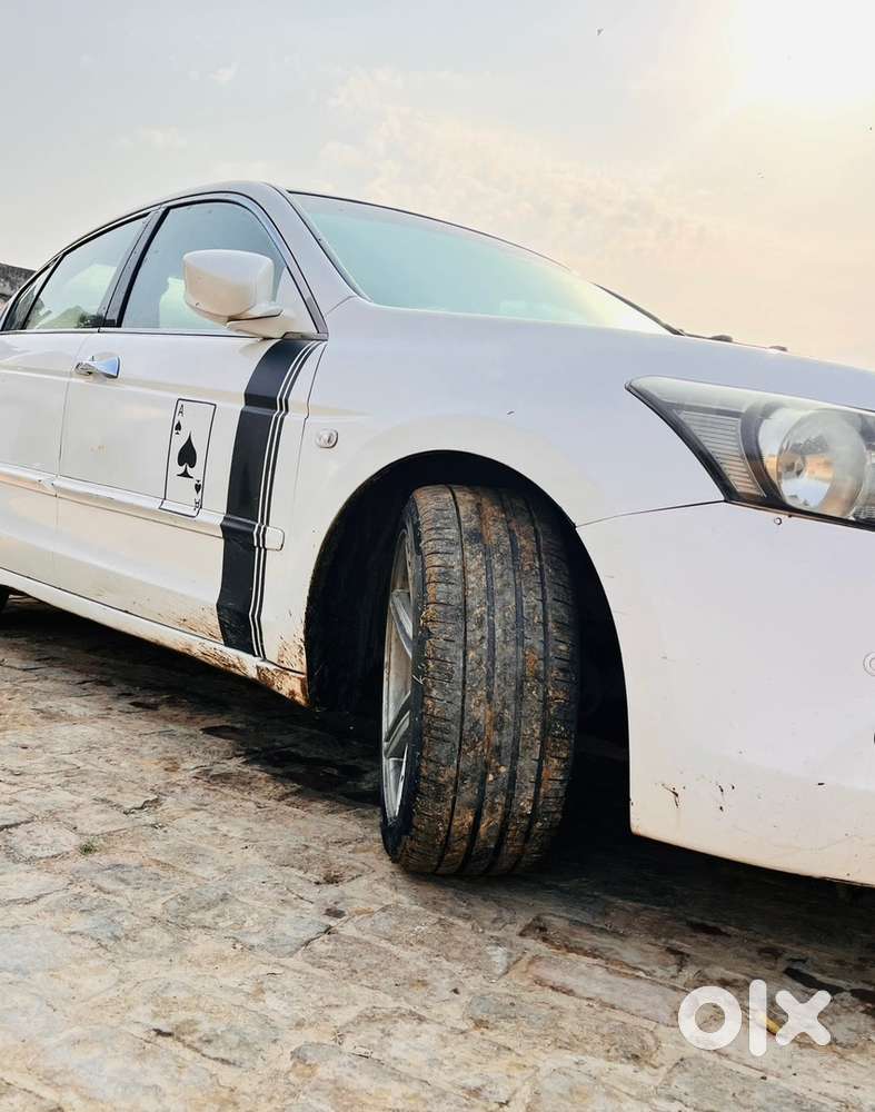 Honda Accord Cng & Hybrids Well Maintained