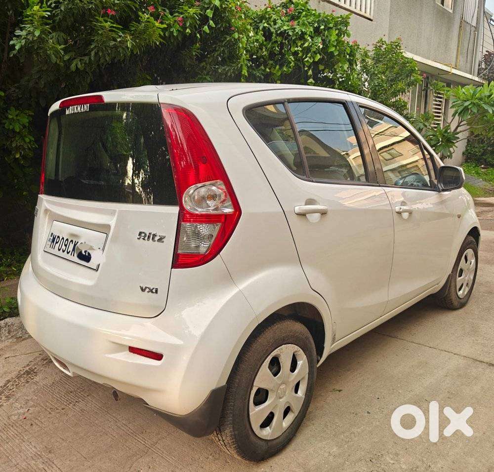 Maruti Suzuki Ritz Vxi, 2012, Petrol