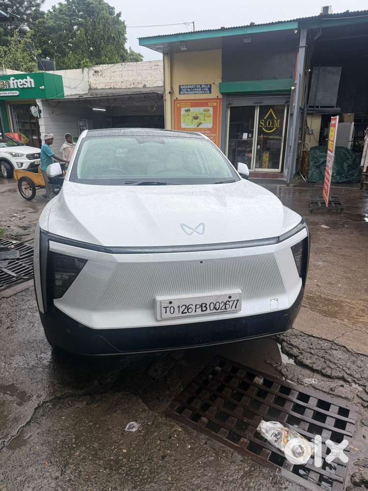Mahindra Xev 9e Pack Three (top Model), 2025, Electric