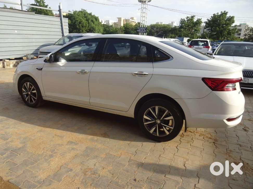 Skoda Slavia 1.5 Tsi Style At, 2022, Petrol