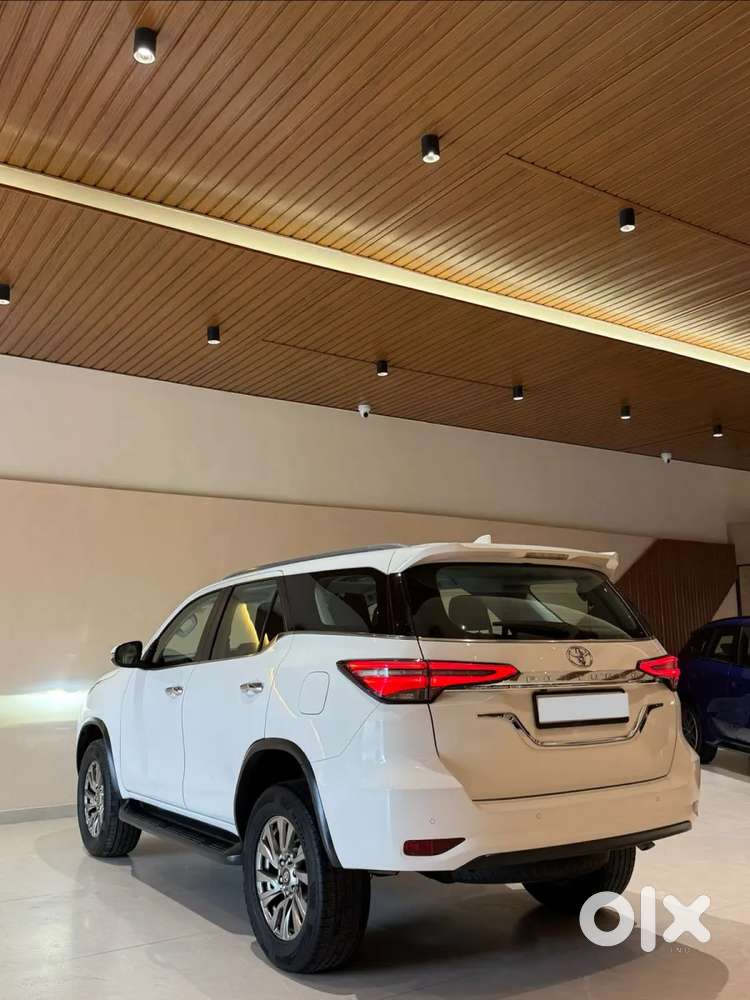 Toyota Fortuner 4x2 At, 2022, Diesel