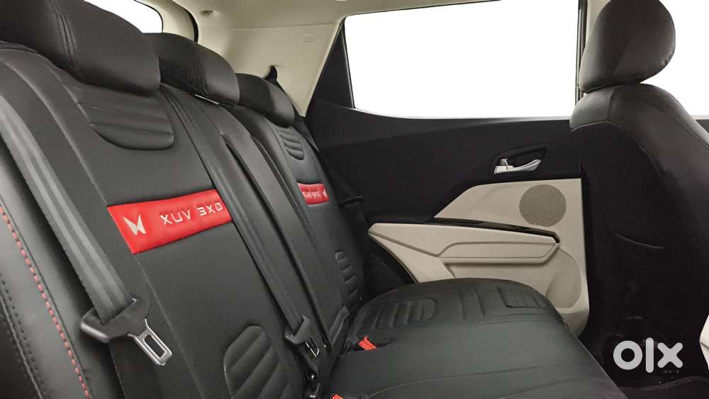 Mahindra Xuv 3xo Ax5 Pm Mt, 2025, Petrol