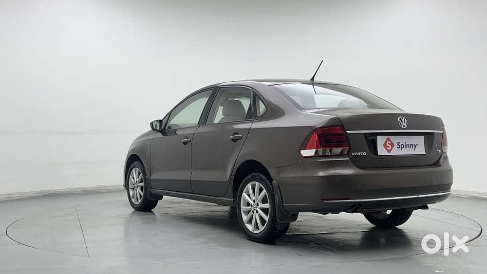 Volkswagen Vento 1.2l Tsi Highline Plus At Petrol, 2018, Petrol