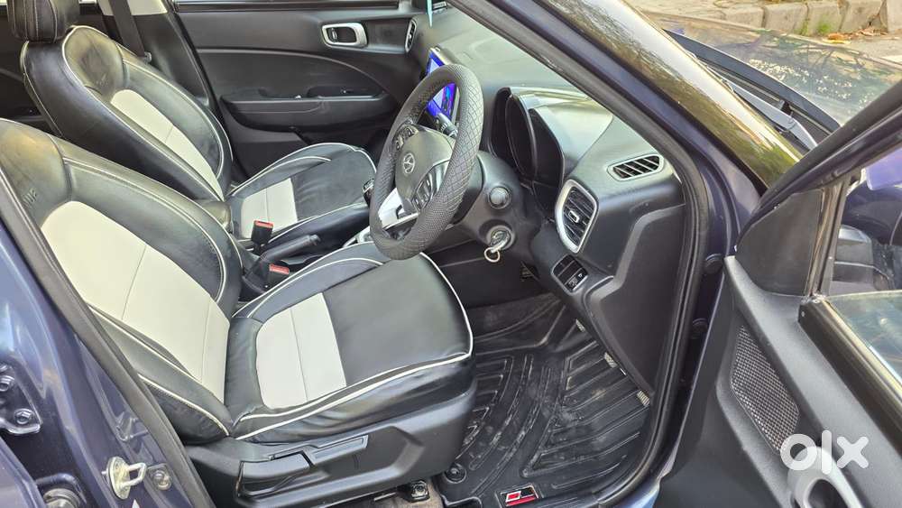 Hyundai Venue Sx Mt, 2020, Petrol